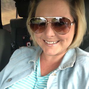 Meet your Posher, Amber